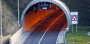 Traffic chaos as A3 tunnel closes after electrical fault