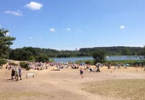 Man exposes himself to two teenage girls at Frensham Great Pond