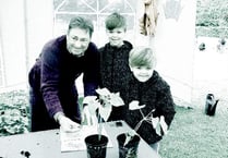 Television gardener Alan Titchmarsh encourages children to Grow For It