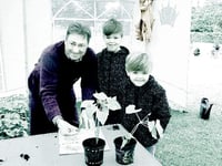 Television gardener Alan Titchmarsh encourages children to Grow For It