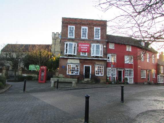 NOSTALGIA - Another change in prospect for historic Square House