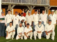 Cunningham bowls Hawkley to emphatic win