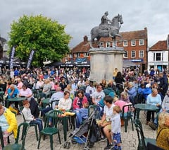 The waiting is nearly over: Time for Petersfield to party!