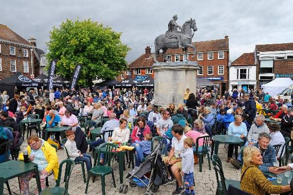 The waiting is nearly over: Time for Petersfield to party!
