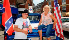 Hot weather brought crowds to Petersfield for festival fun