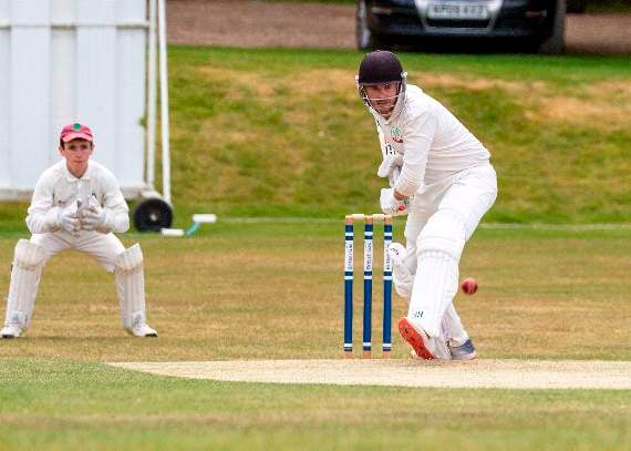 Strong and Jarrett lead Liphook’s third team to emphatic win