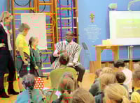 Ghanian headteacher visits East Hampshire school