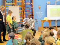 Ghanian headteacher visits East Hampshire school