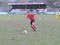 Petersfield Town earn fine away win