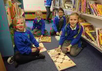 Kind-hearted pupils spread some love in town