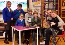 Environmentalist meets green pupils on day off
