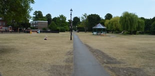 Record heat closes schools and cancels football matches in Herald area