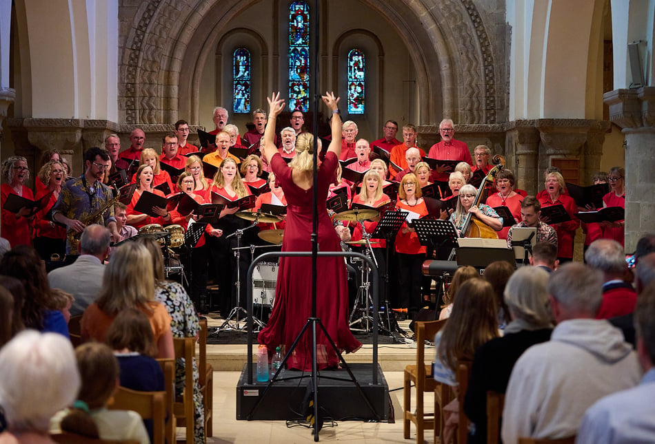 Luminosa raises the roof of St Peter’s with the music of Africa