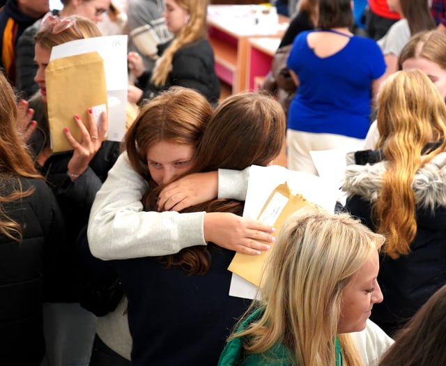 Bohunt School celebrates student achievements  