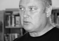 Captain Corelli’s Mandolin author to give free talk in Petersfield