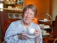 Dot Othen: Tree planted in memory of 'real countrywoman' in Frensham