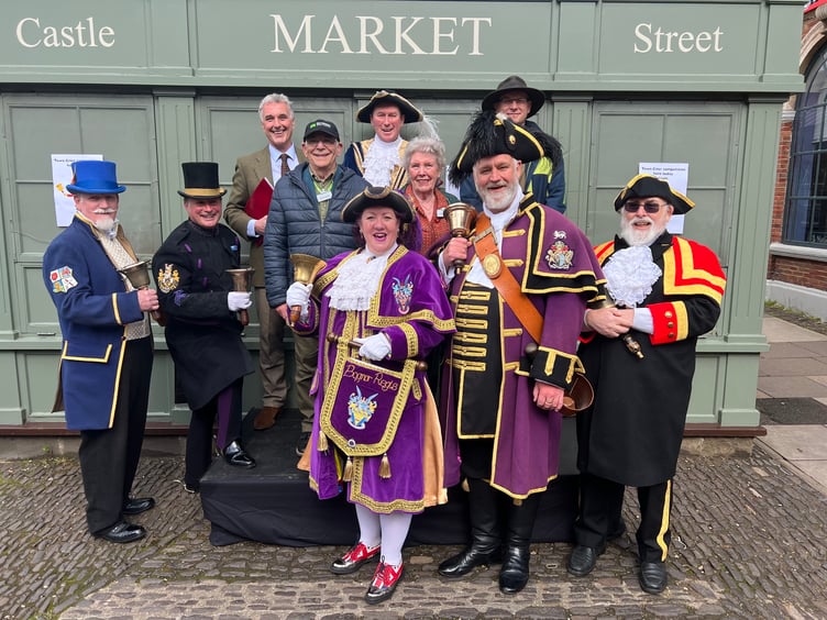 Three pretenders to the throne of Farnham's new town crier were put through their paces in Castle Street last weekend – watched by leading town criers from across the south of England and the mayor of Farnham