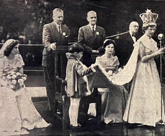 Coronation controversy: Was the correct Queen crowned?