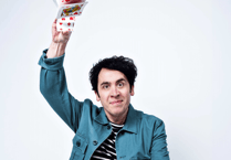 Award winning comedy magician Pete Firman coming to Farnham Maltings