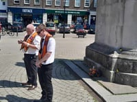 Pro-IRA songs and heckling cast shadow over Orange Order Parade 