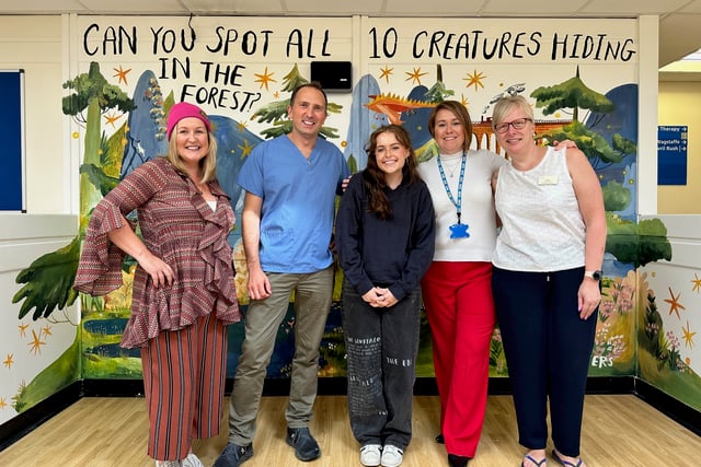 Alton surgery children's waiting room transformed by animals mural