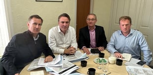 MP Jeremy Hunt: Farnborough's weekend flights plan must be revisited