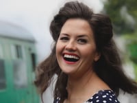 Singer's 40s-themed show in The Shed will follow Remembrance event