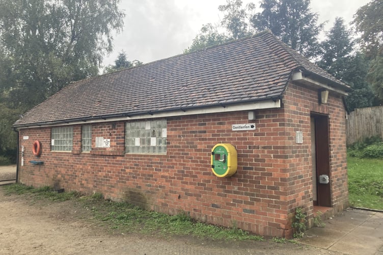 PP Heath Pond Toilet Block