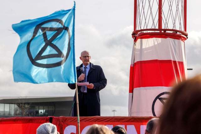VIDEO: UN probing Surrey Police action against Farnborough campaigner