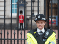 Correction: Labour promises 13,000 new police officers nationally