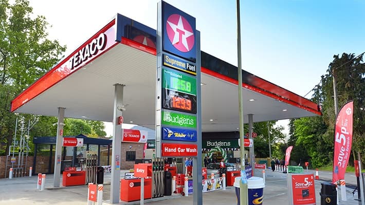 East Hampshire petrol station promises cheaper fuel after change of ownership 
