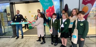 VIDEO: Lidl Alton finally opens its doors to shoppers