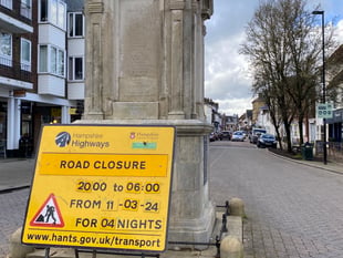 Resurfacing work finally begins on Petersfield High Street