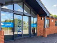 Free smartphone and device help at community centre drop-in session