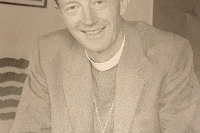 Funeral held in Froxfield for late Bishop of Guildford