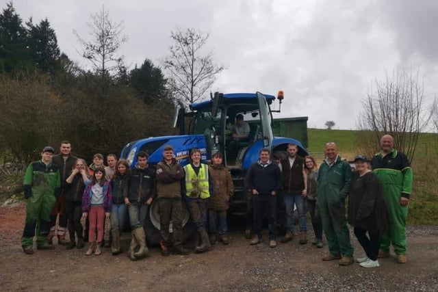 Join Petersfield Young Farmers for charity carols at Froxfield pub