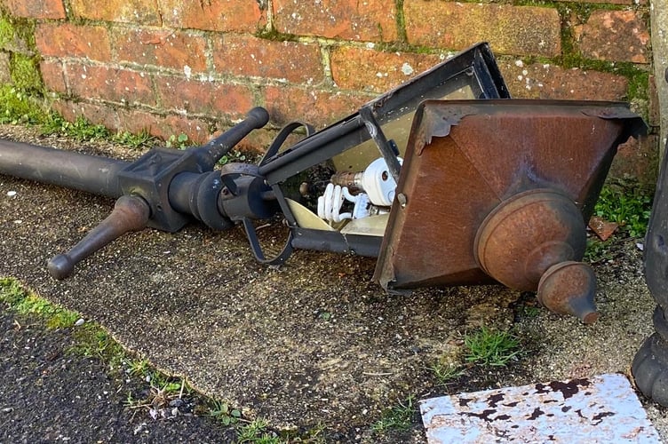 Vandalised Lamppost Pages Court