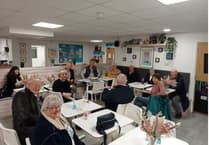 Traffic calming in Clanfield 'ineffective' as calls made for speed cameras at 'deathtrap junction' by pub