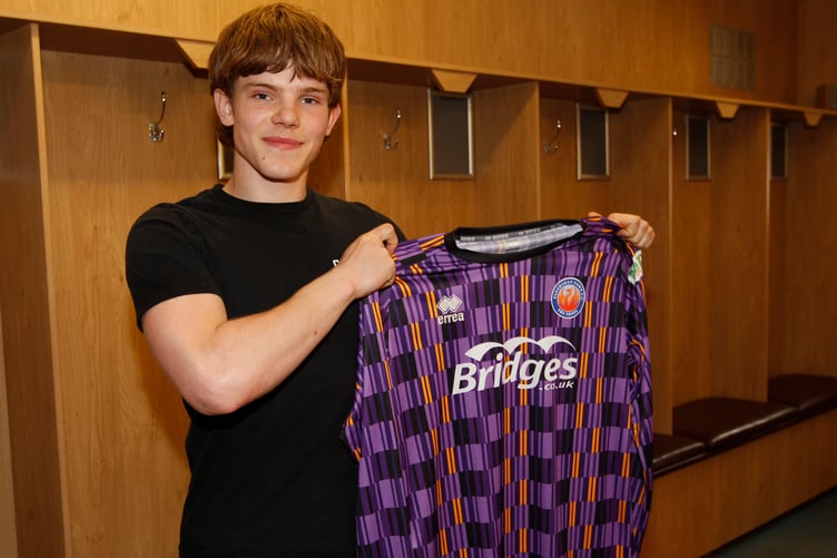 Aldershot Town have signed goalkeeper Pat Nash (Photo: Ian Morsman)