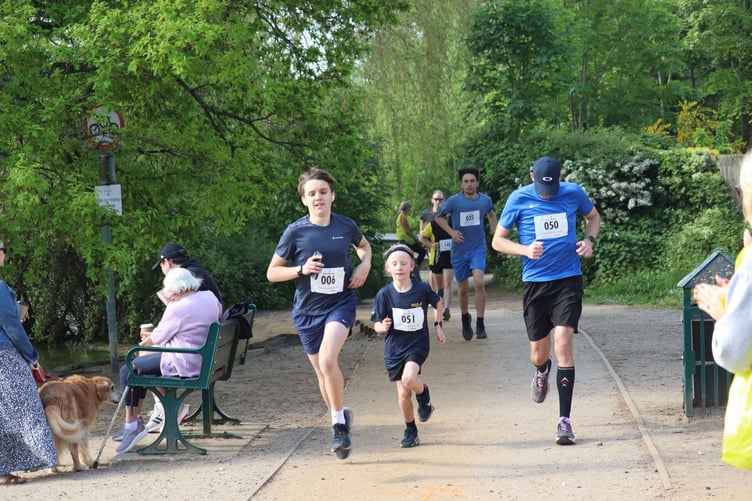 Action from this year's Petersfield Heath 5km
