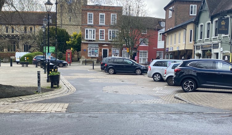 Petersfield Square One Way