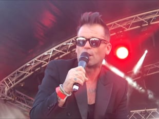 He's the one as Robbie tribute to rock Greatham festival
