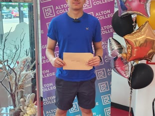 Advice from the class of 2024 on results day at Alton College 