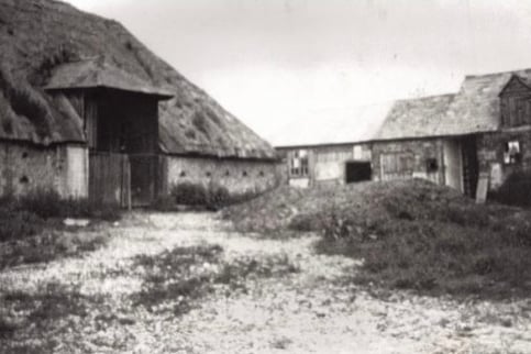 Early 20th Century photo showing the former thatched barn