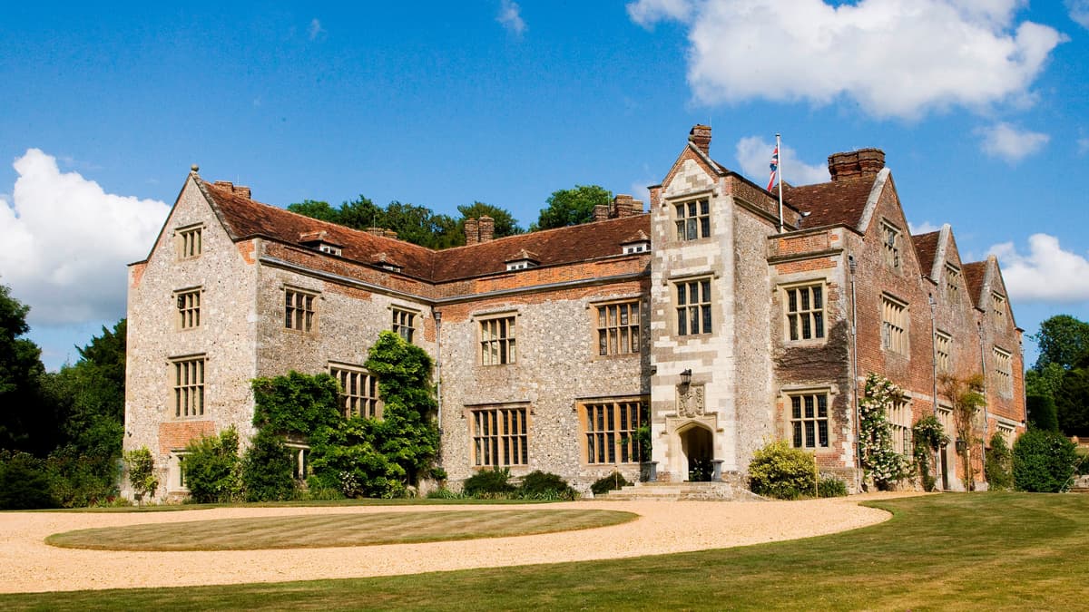 Discover what it took to enjoy a night out in Georgian Hampshire