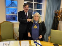 Praise from new mayor as JC retires to back benches