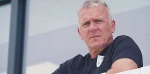 Surrey create new role to keep ‘irreplaceable’ Stewart