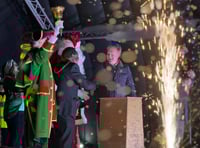 Crowds enjoy festive fun at Farnham's Christmas lights switch-on