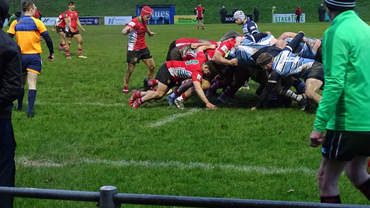 Petersfield slip to defeat at Newbury in difficult conditions ...