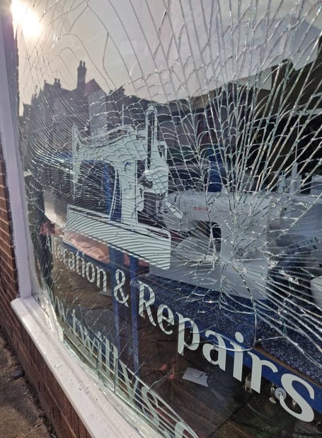 Twillys in Petersfield window shattered by an explosion from a lorry tyre that blew out